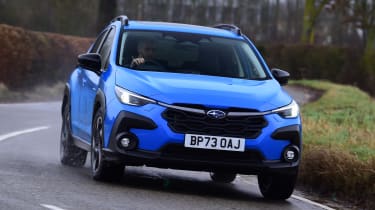 Subaru Crosstrek 2.0i e-Boxer Touring - front cornering